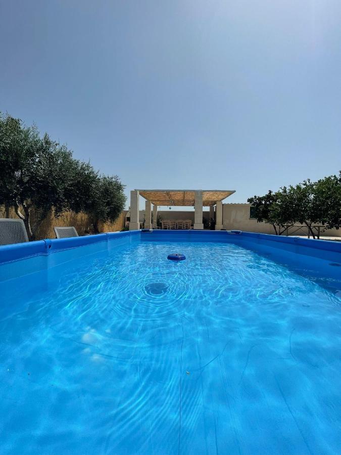 B&B Le Carrube Sava Exterior foto