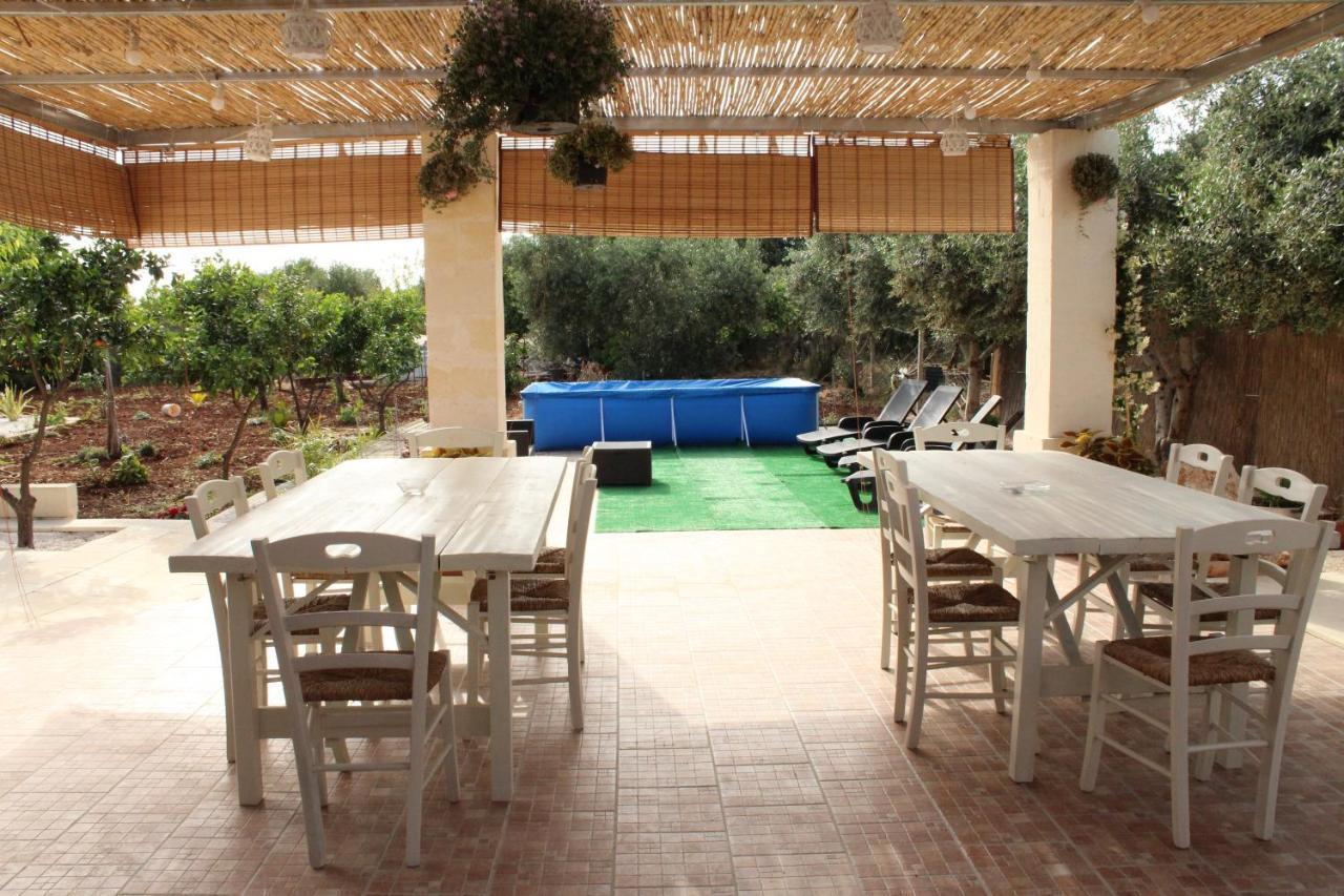 B&B Le Carrube Sava Exterior foto